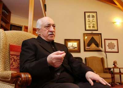 Turquie: Gülen accuse Erdogan de «prendre en otage» le pays. Turquie: Gülen accuse Erdogan de «prendre en otage» le pays
