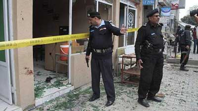 Pakistan: un attentat suicide contre un tribunal d'Islamabad, 11 morts. Pakistan: un attentat suicide contre un tribunal d’Islamabad, 11 morts