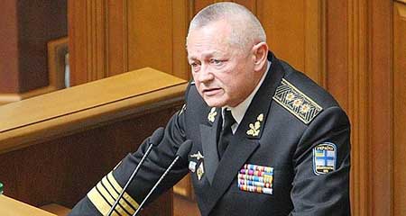 Ukraine: le Parlement démet le ministre de la Défense après la perte de la Crimée.