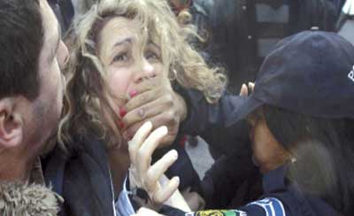 Algérie: les «voix critiques réduites au silence» avant la présidentielle, accuse Amnesty. Algérie: les «voix critiques réduites au silence» avant la présidentielle, accuse Amnesty