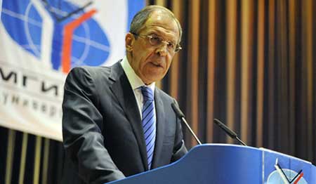 Lavrov accuse les Occidentaux d’avoir tenté une révolution en Ukraine
