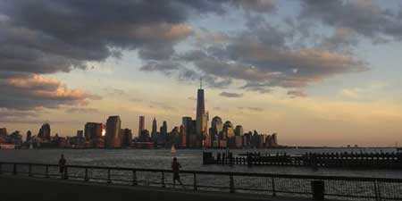 Téhéran dénonce la confiscation d’un gratte-ciel iranien à New-York.