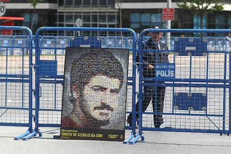 Turquie: des témoins chargent les policiers jugés pour le meurtre d’un manifestant. Turquie: des témoins chargent les policiers jugés pour le meurtre d’un manifestant