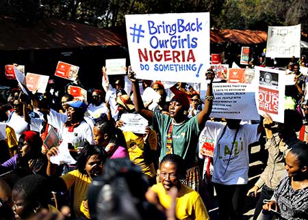 Le Nigeria affirme savoir «où sont les jeunes filles enlevées»
