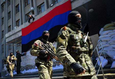 Ukraine: les séparatistes préparent le référendum, la tension demeure vive.