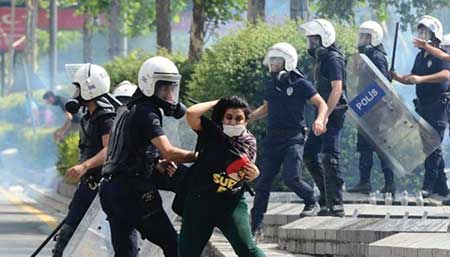 Turquie: Istanbul sur le pied de guerre pour le premier anniversaire de la révolte de Gezi.