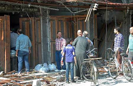 Syrie: après sa reprise par l’armée, les civils affluent vers Homs. Syrie: après sa reprise par l’armée, les civils affluent vers Homs