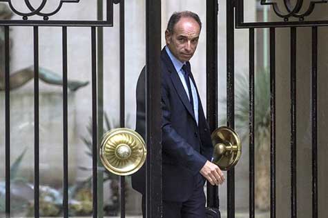 UMP: embourbé dans l’affaire Bygmalion, Copé démissionne
