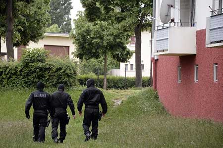 «Jihad» en Syrie: sept suspects arrêtés en France mis en examen
