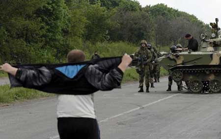Ukraine: les observateurs de l'OSCE libérés, Odessa touchée par les violences. Ukraine: les observateurs de l’OSCE libérés, Odessa touchée par les violences
