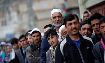 Afghanistan: second tour de la présidentielle sous menace des talibans.