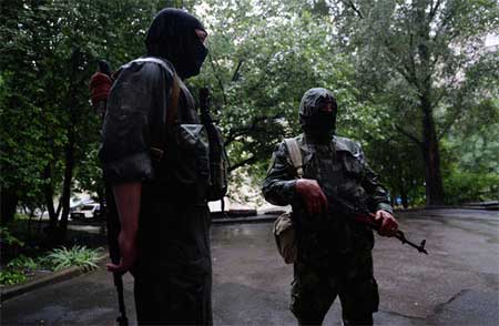 Ukraine: pouvoir et prorusses prorogent la trêve de 72 heures.