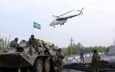 Ukraine: des discussions tous azimuts, Porochenko menace d'annuler le cessez-le-feu. Ukraine: des discussions tous azimuts, Porochenko menace d’annuler le cessez-le-feu