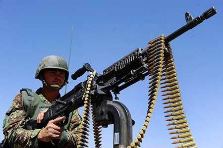 Afghanistan: 800 talibans affrontent l’armée dans le Sud, plus de 150 morts. Afghanistan: 800 talibans affrontent l’armée dans le Sud, plus de 150 morts