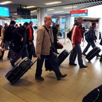 Libye: deux réservoirs de carburant en feu menacent Tripoli