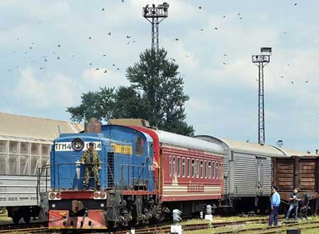 Crash en Ukraine: les corps arrivent à Kharkiv, les rebelles annoncent un cessez-le-feu.