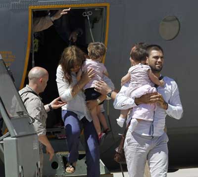 Libye: la principale base militaire à Benghazi tombe aux mains des extrémistes. Libye: la principale base militaire à Benghazi tombe aux mains des extrémistes