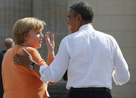 Espionnage: Obama tente de rétablir sa relation avec Merkel