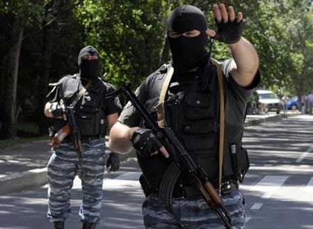 Ukraine: Berlin, Kiev, Moscou et Paris lancent un dialogue pour un cessez-le-feu.