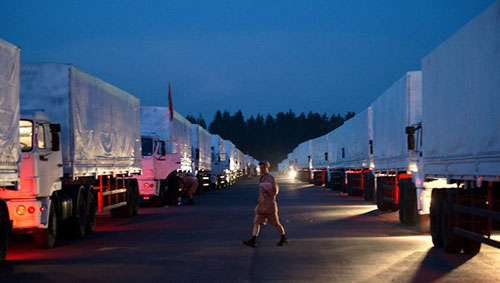 La Russie envoie un convoi d’aide humanitaire en Ukraine