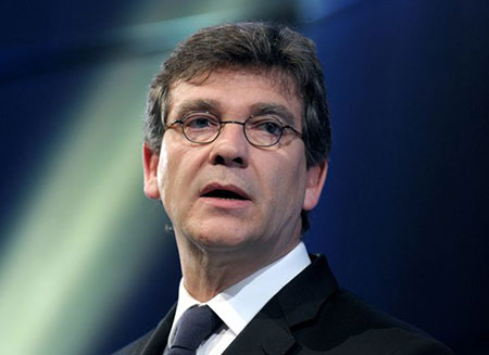 Rentrée agitée en France: le gouvernement implose, Valls reconduit