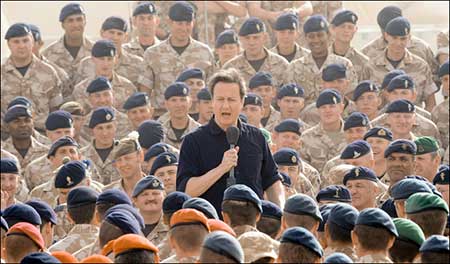 Irak: Obama autorise des frappes aériennes, aucune intervention britannique prévue. Irak: Obama autorise des frappes aériennes, aucune intervention britannique prévue