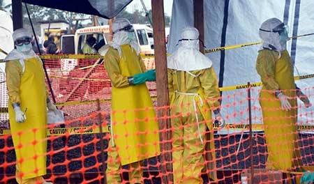 Ebola: les pays victimes isolés, la réponse internationale «inadaptée»
