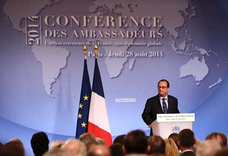 Hollande fixe sa diplomatie, écarte toute alliance avec Assad contre «l’EI»