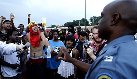 Ferguson : 47 arrestations dans la nuit