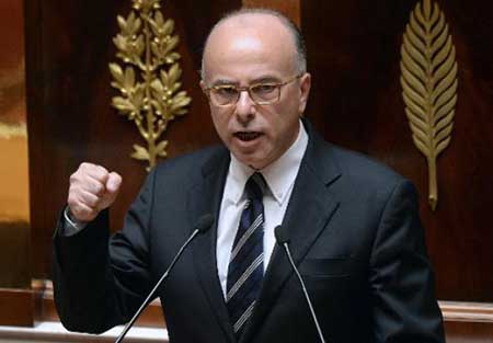 Menaces de «Daech»: «La France n’a pas peur», dit Cazeneuve
