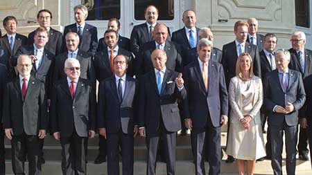 La conférence de Paris s’engage à soutenir l’Irak «par tous les moyens»
