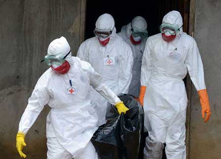 Ebola: plus de 2.000 morts, un vaccin «disponible en novembre»
