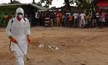 Ebola: 165 personnels cubains en Sierra Leone, Obama supervise la stratégie US
