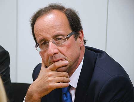 La presse française pose la question de la «légitimité» de Hollande
