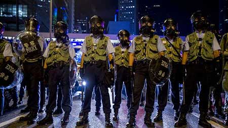 Hong Kong: des dizaines de milliers de manifestants pro-démocratie dans la rue.