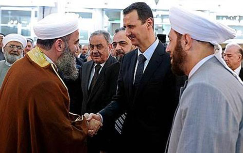 Le président syrien participe à la prière de l'Aïd al-Adha Le président syrien participe à la prière de l’Aïd al-Adha