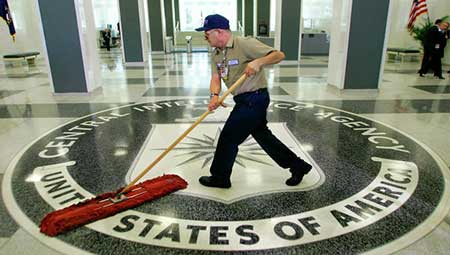 La CIA a embauché des nazis pendant la Guerre froide. La CIA a embauché des nazis pendant la Guerre froide