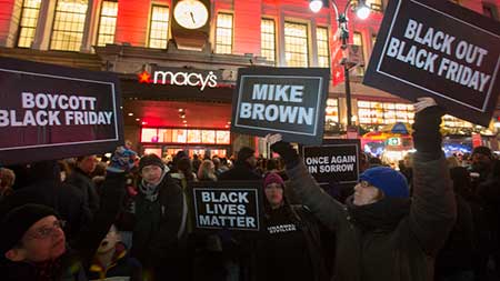 USA: nouvelles manifestations à Ferguson, 15 arrestations. USA: nouvelles manifestations à Ferguson, 15 arrestations