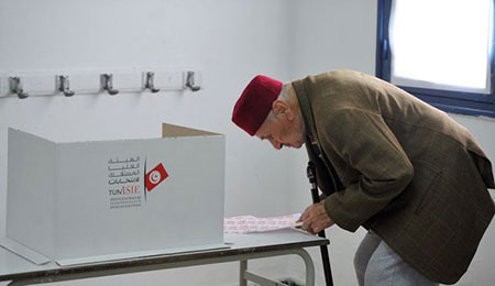 Le taux de participation a atteint selon l'ISIE les 64,6% des inscrits,