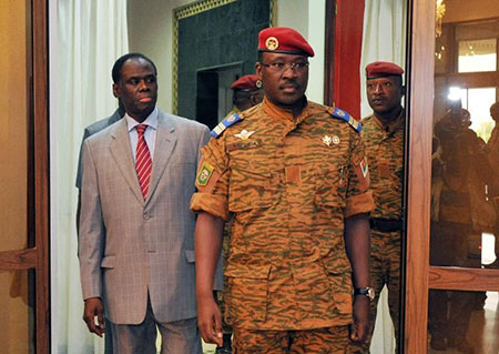 Burkina: le lieutenant-colonel Zida, nommé Premier ministre, va former son gouvernement