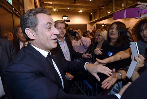 UMP: victoire attendue de Sarkozy mais avec quel score?
