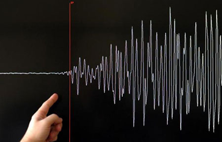 Indonésie: séisme de magnitude 7,3 dans l'est, alerte au tsunami