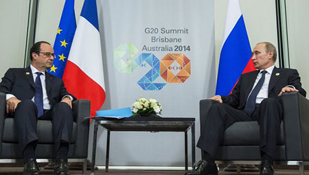 Tensions internationales: Poutine appelle Hollande à «minimiser les risques» pour les deux pays