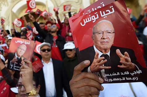 La Tunisie vote pour sa première présidentielle de l’après-révolution.