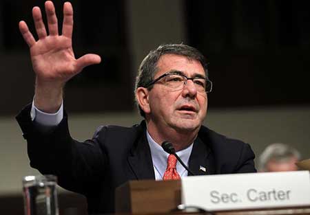 Barack Obama va nommer Ashton Carter à la tête du Pentagone.