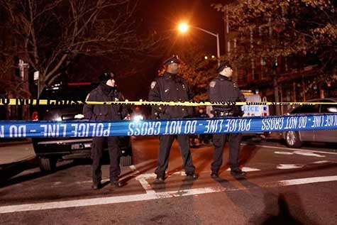 Choc et colère à New York après l’assassinat de deux policiers.