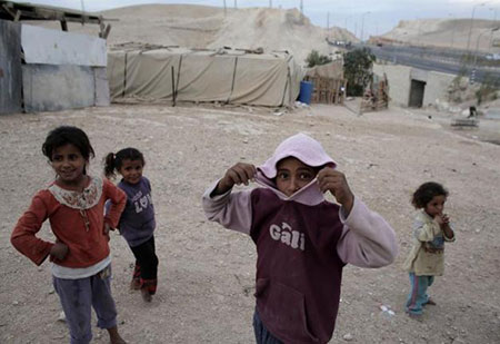 Cisjordanie occupée: les bédouins dénoncent leur expulsion au profit des colonies israéliennes