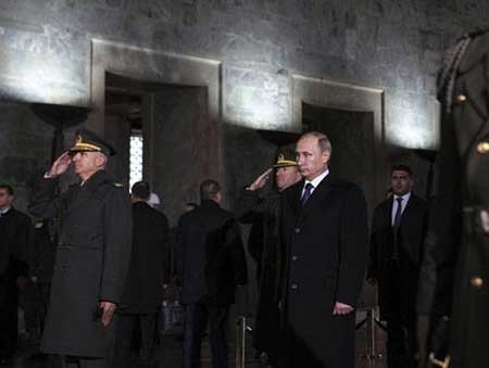 Poutine à Ankara pour consolider l’alliance turco-russe
