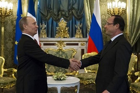 Rencontre imprévue entre Hollande et Poutine à Moscou