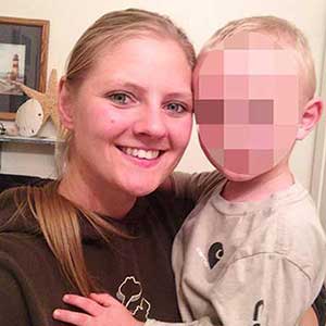 Veronica Rutledge et son enfant.